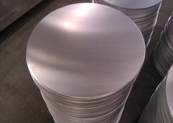 0.4- 6mm Ketebalan 80mm-1600mm diameter 3003 Murah Lingkaran Aluminium Baja Tidak Berlemak Untuk Perlengkapan Masak