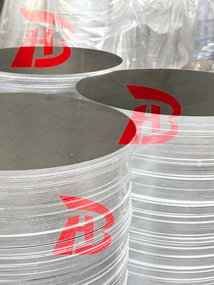 Berputar Baik Dan Menggambar Dalam Lingkaran Bulat Disc Aluminium Untuk Perlengkapan Masak, Tutup Lampu, Pencahayaan, Dekorasi