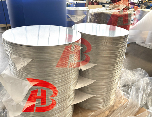 1050 1060 1070 1100 Aluminium Discs Lingkaran Temperature O Precision permukaan halus Selesai Untuk peralatan memasak