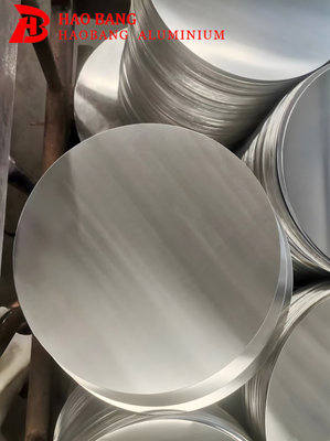 Harga Pabrik 0,9mm tebal Aluminium Lingkaran 1060 Untuk atap / dekorasi / peralatan masak / Industri / bangunan