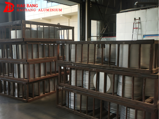1050 1060 3003 Lingkaran aluminium untuk peralatan dapur dan tanda lalu lintas