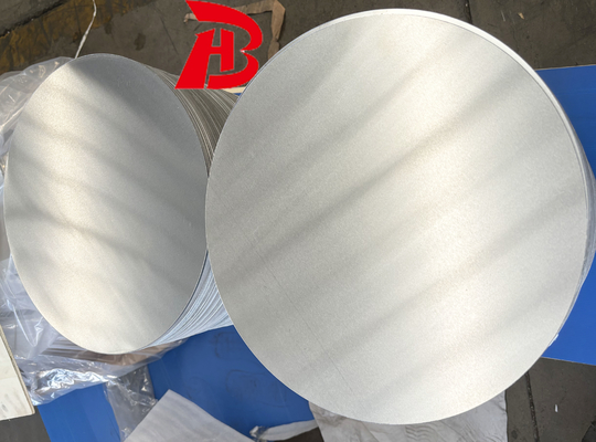 1050 1060 1070 1100 Alloy Bulat Lingkaran Aluminium Dengan Permukaan Tahan Korosi yang Kuat