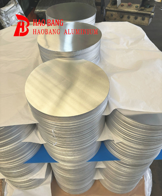 Proses Produksi Aluminium halus Lingkaran Permukaan Lempar Cermin Kinerja tarik Kuat