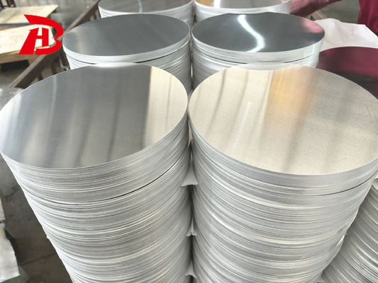 1050 1060 Lingkaran Aluminium H12 Temper Tahan Retak untuk Peralatan Masak Panci dan Wajan