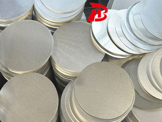 1050 1060 Lingkaran Aluminium H12 Temper Tahan Retak untuk Peralatan Masak Panci dan Wajan