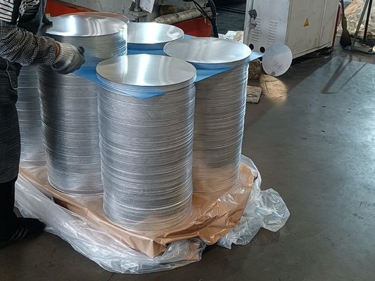 LINGKARAN ALUMINIUM 1060 CERAH SPESIFIKASI KUSTOM KETEBALAN 0.3-6.0MM UNTUK DEKORASI RUMAH TANGGA