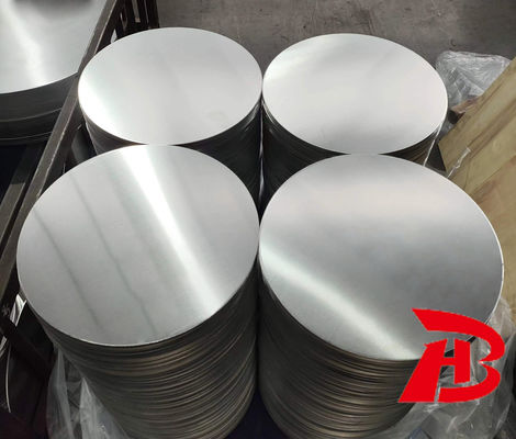 80-1600mm Disc Lingkaran Aluminium Disesuaikan dengan Kinerja Mekanis yang Luar Biasa untuk Peralatan Dapur