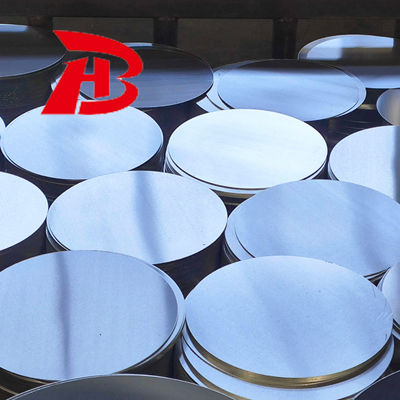 80-1600mm Disc Lingkaran Aluminium Disesuaikan dengan Kinerja Mekanis yang Luar Biasa untuk Peralatan Dapur