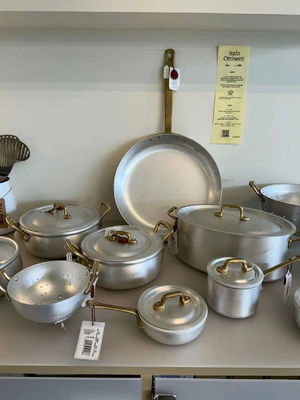 Bulat Besar Aluminium Disc 1050 1060 1070 1100 0.3-3mm Ketebalan