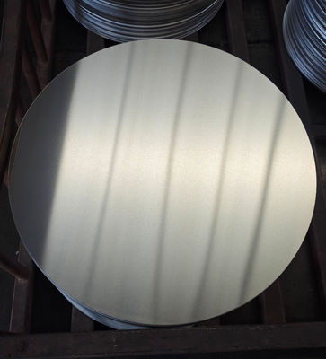 Lingkaran Aluminium Peralatan Masak dan Cakram Aluminium dengan Diameter 100mm - 600mm, Ketebalan 0.3-6mm, dan Produksi Non-Stop 24 Jam