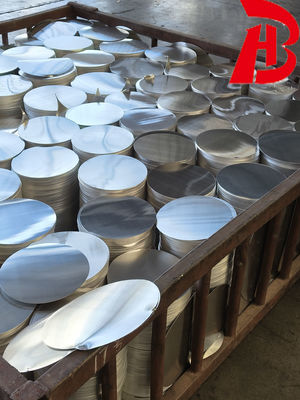 Lembar aluminium bulat bergelombang - Bahan baku peralatan dapur dan peralatan masak - Kisaran ketebalan: 80 - 1100mm - Kisaran ketebalan lengkap