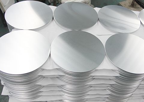 Aluminum circle for cooking utensils, diameter 80 - 1100mm, thickness 0.5 - 6mm. Available in factory stock.