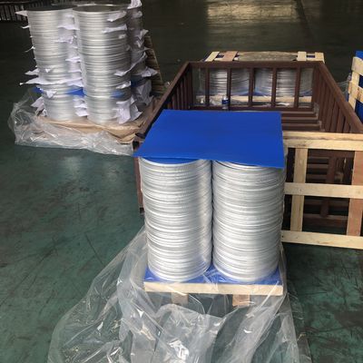 Cakram Aluminium Kerataan Tinggi Permukaan Halus Paduan 1050 1060 3003, Tebal 0,3–6Mm, Kosong Aluminium Ukuran Khusus untuk Penutup Lampu & Pot