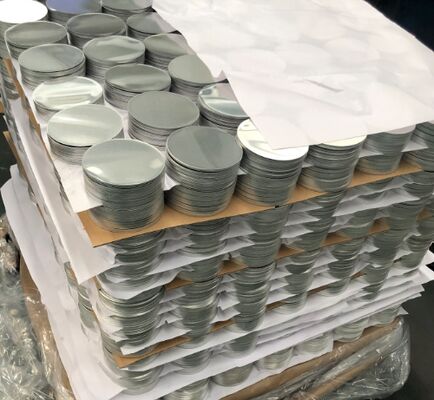 Pembuatan kontainer - Bagian bulat aluminium mulai dari 80 sampai 1100 mm, ketebalan 0,5 sampai 6 mm. Lingkaran aluminium kelas industri