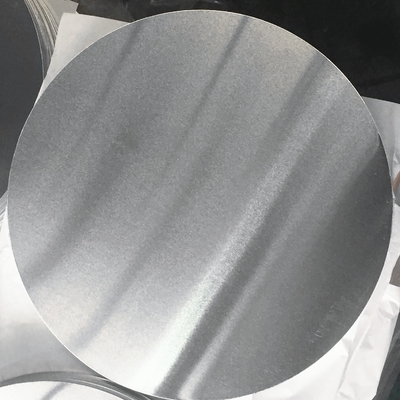 DC / CC 1070 Lingkaran Aluminium Gambar dalam Untuk reflektor lampu lalu lintas Dengan harga yang besar