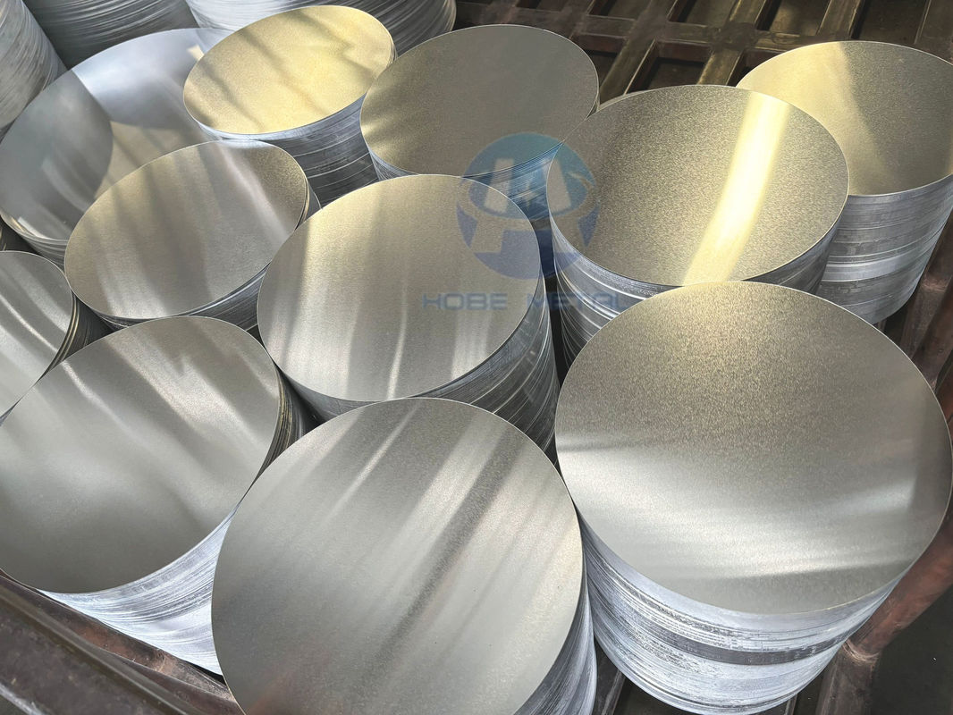Lingkaran Aluminium Perak Kilap Tinggi Diameter 80-1600MM Tebal 0.3-6.0MM dengan Permukaan Mill Finished untuk Perlengkapan Rumah Tangga