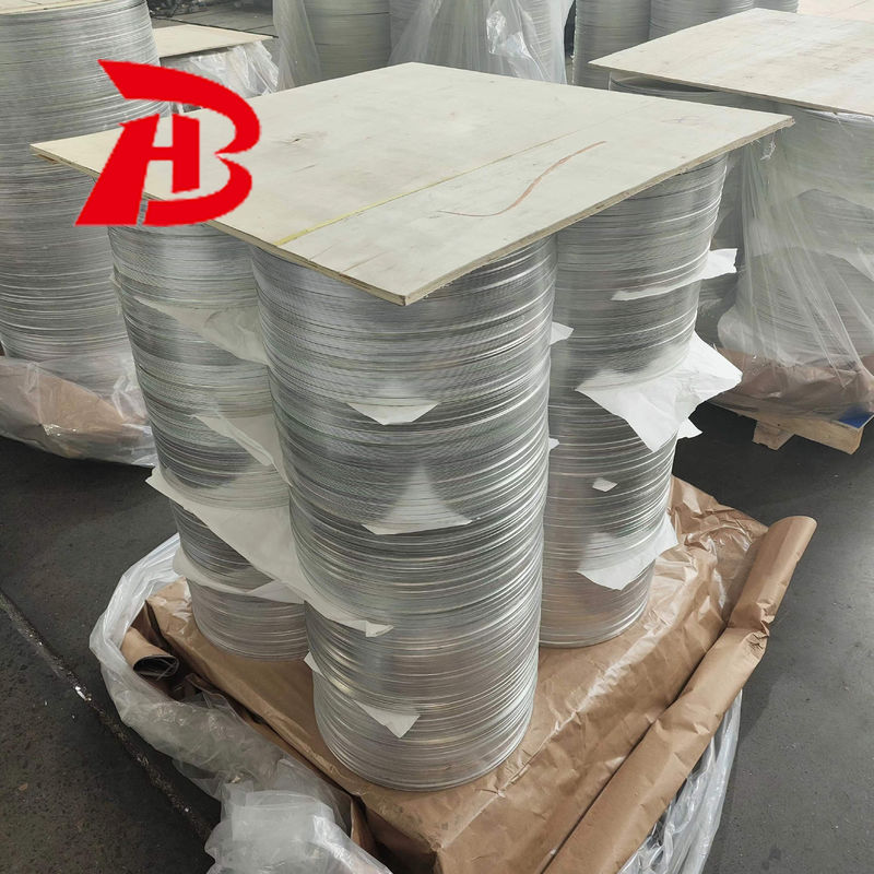 Cakram Aluminium Kerataan Tinggi Permukaan Halus Paduan 1050 1060 3003, Tebal 0,3–6Mm, Kosong Aluminium Ukuran Khusus untuk Penutup Lampu & Pot