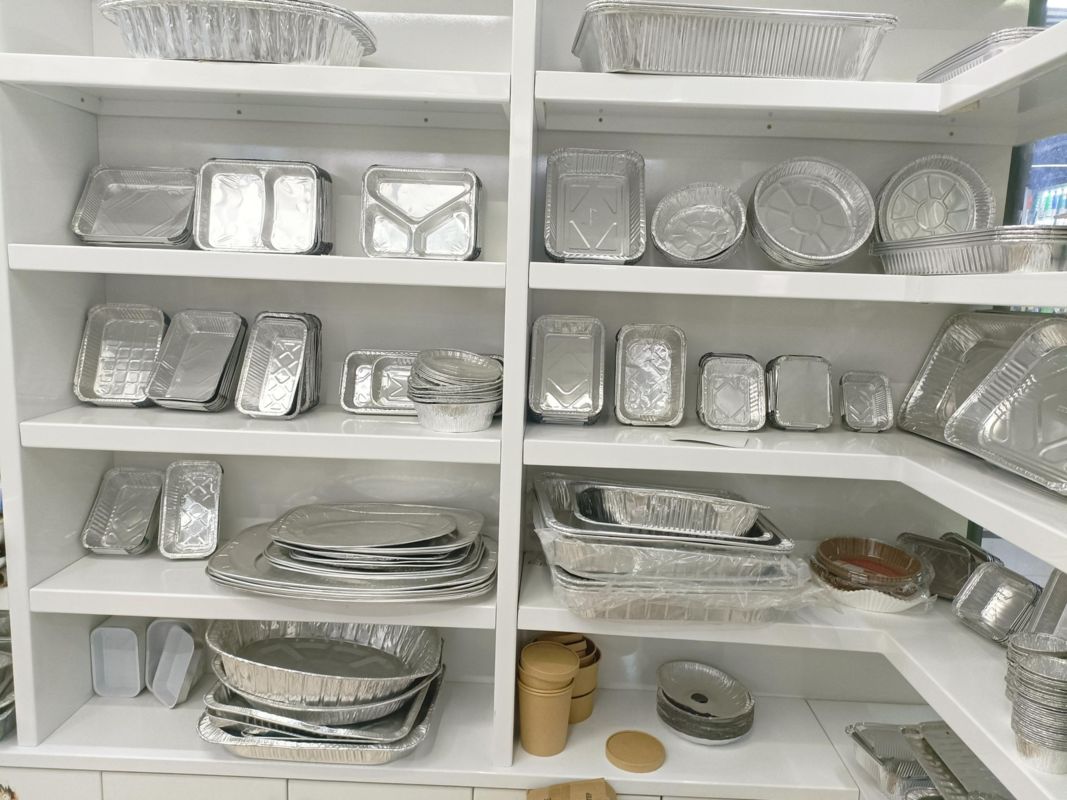 Cocok untuk makanan kelas aluminium kotak makan siang di industri katering, layanan khusus, dengan lebih dari sepuluh tahun dukungan pabrik profesional